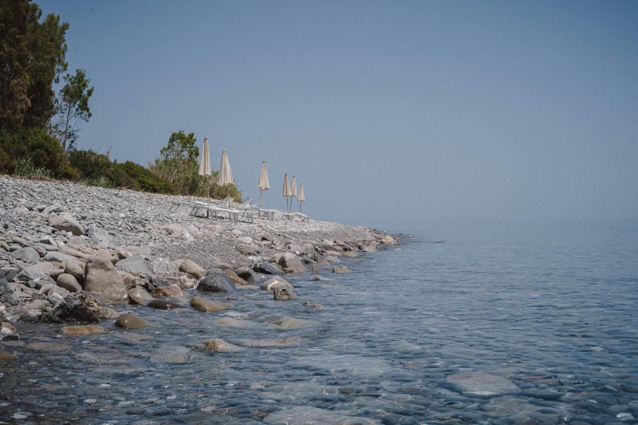 Masseria Agriturismo Torre Di Albidona Trebisacce Eksteriør billede